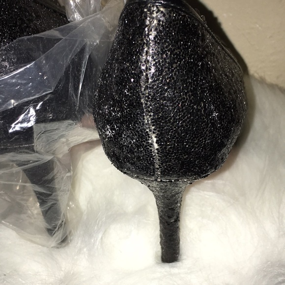 New women’s shoes - Picture 4 of 5